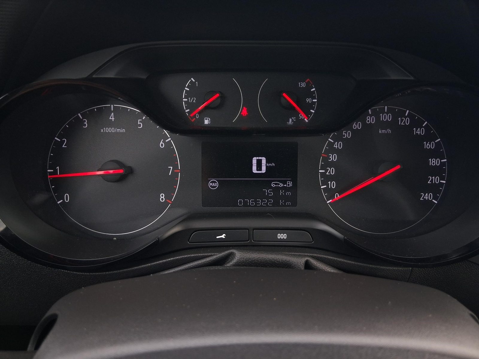 2022 Opel Crossland X — fotografija 12