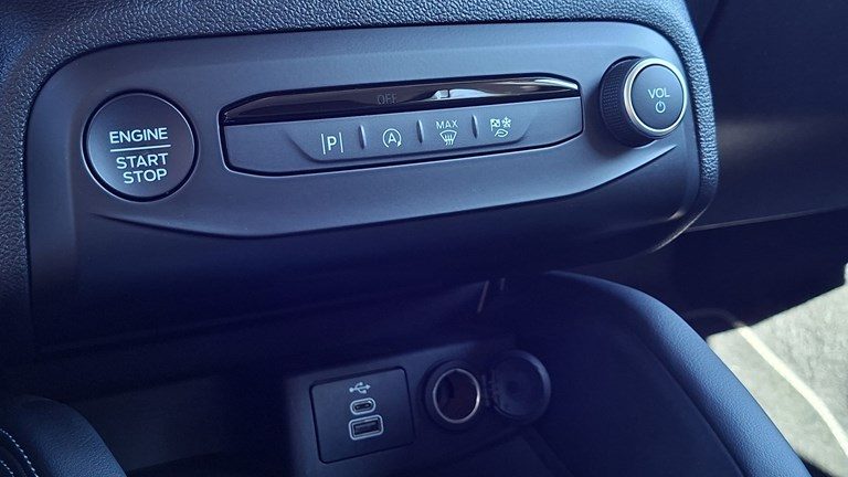 2022 Ford Focus — fotografija 13