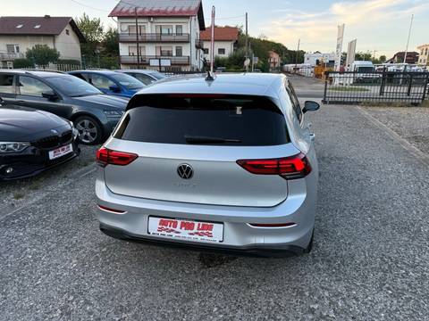 2023 Volkswagen Golf — sličica 4