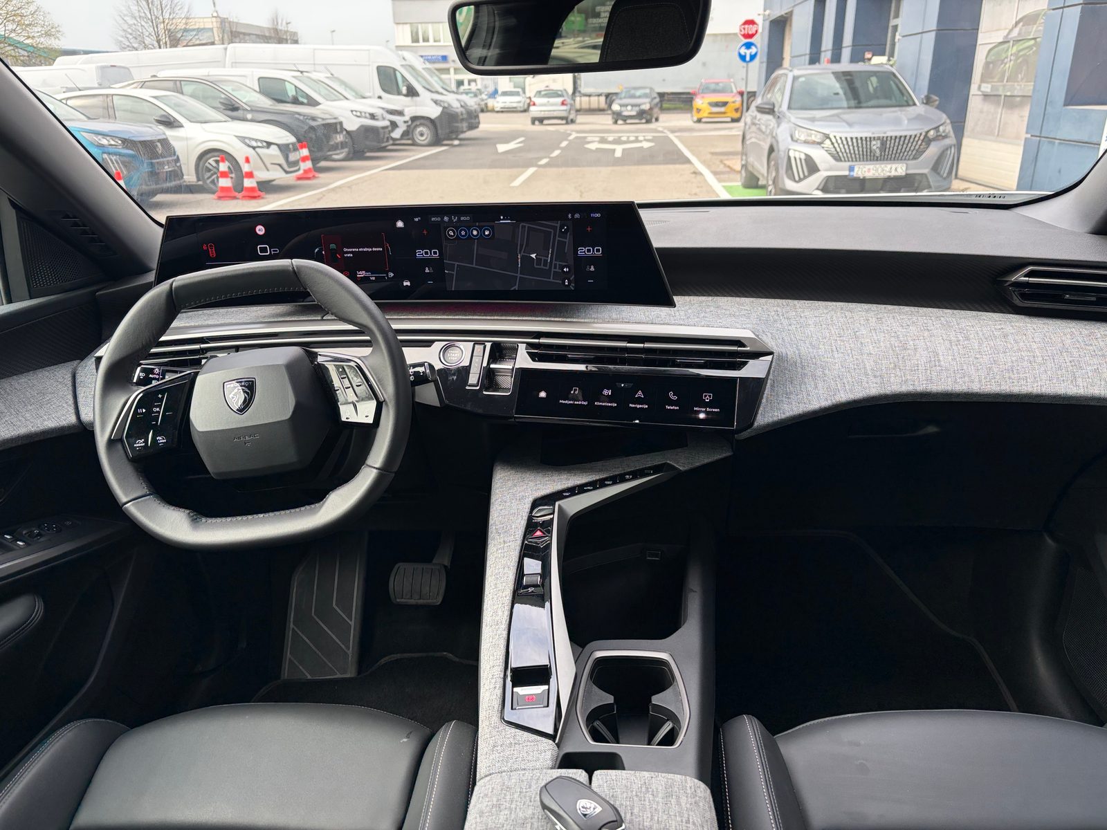 2025 Peugeot 5008 — fotografija 7