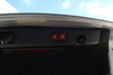 2023 Mercedes-Benz E-klasa — sličica 18