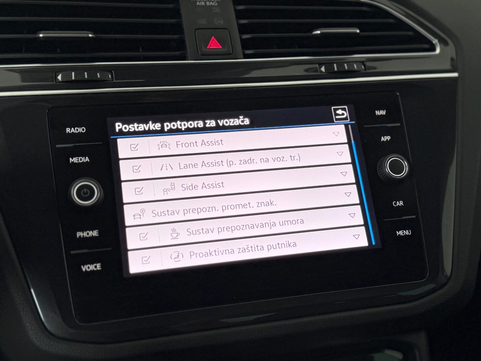 2022 Volkswagen Tiguan — fotografija 20