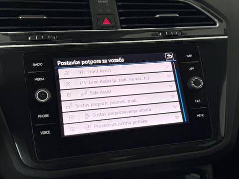 2022 Volkswagen Tiguan — sličica 20