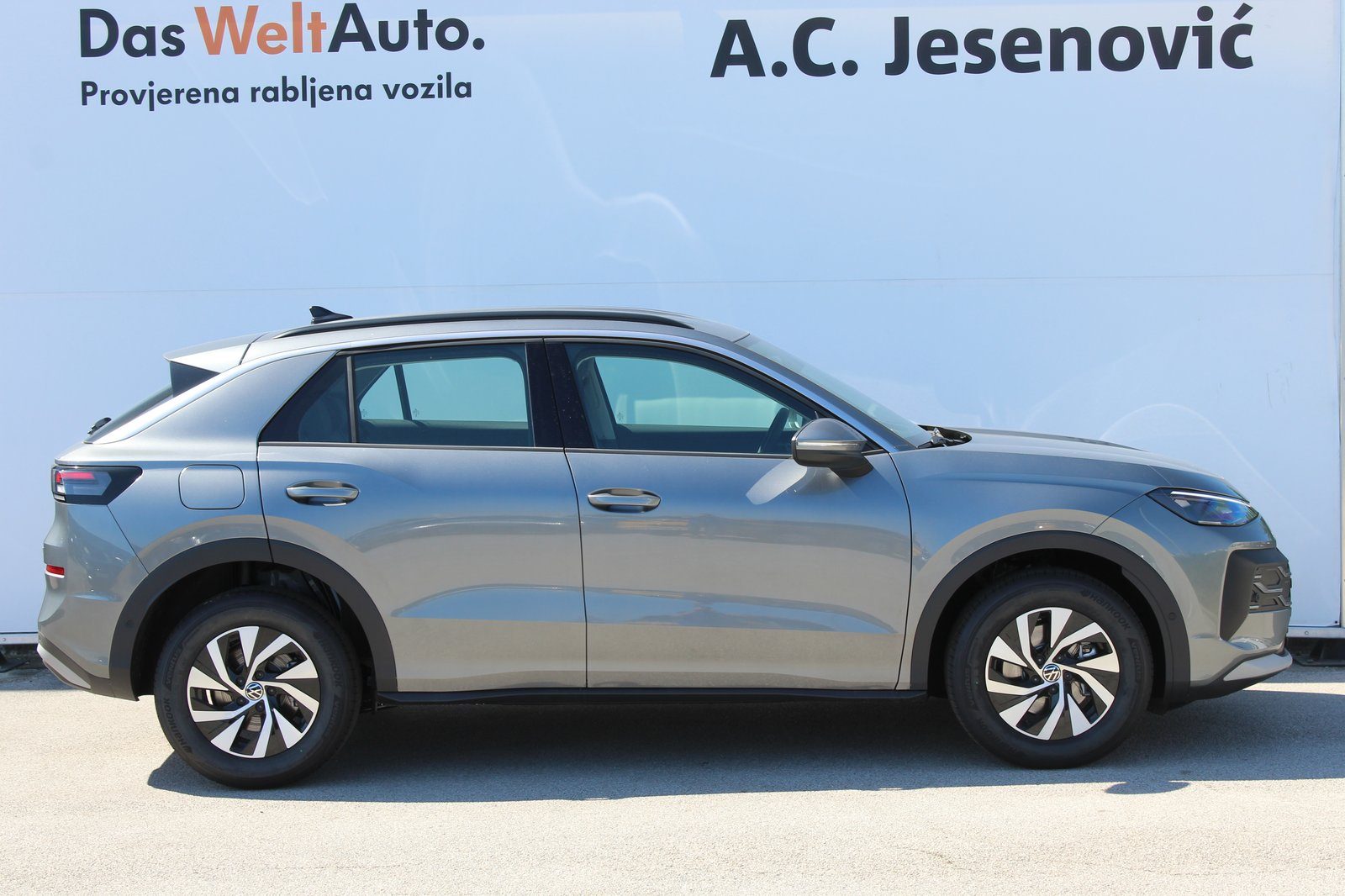 2026 Volkswagen T-Roc — fotografija 4