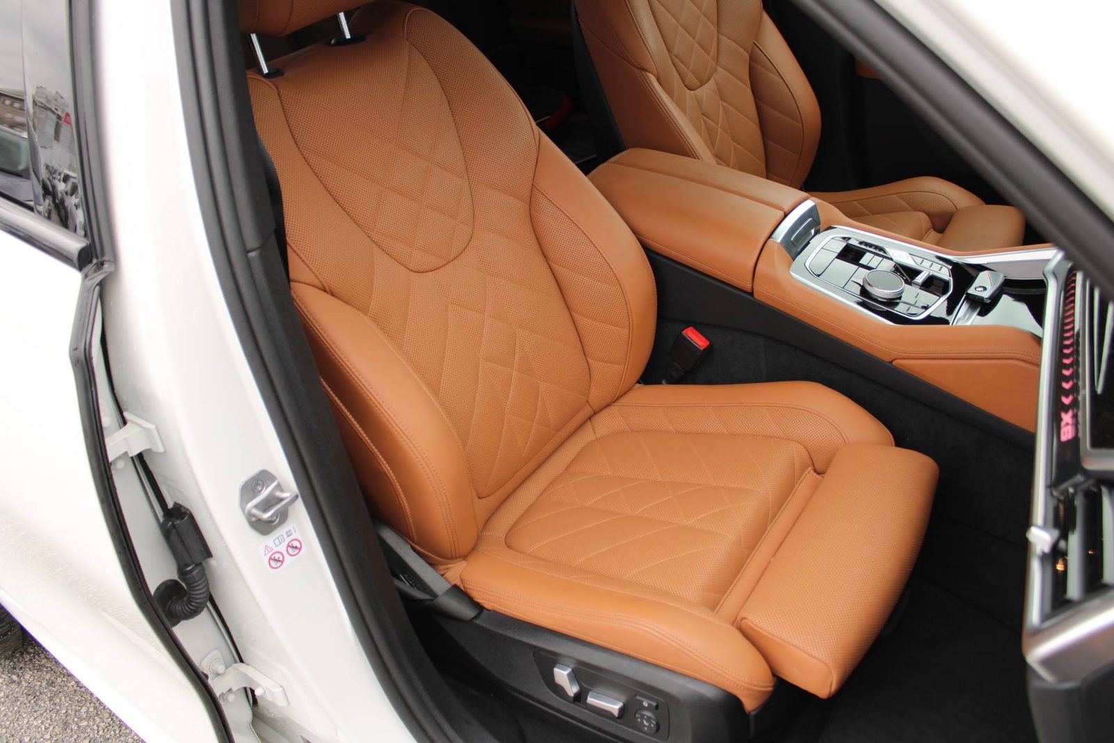 2023 BMW X6 — fotografija 11