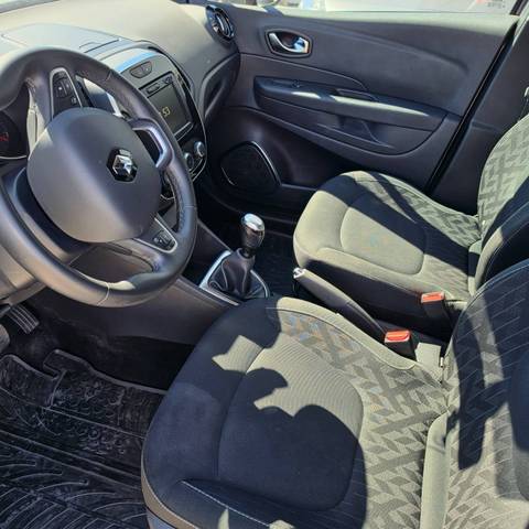2019 Renault Captur — sličica 5