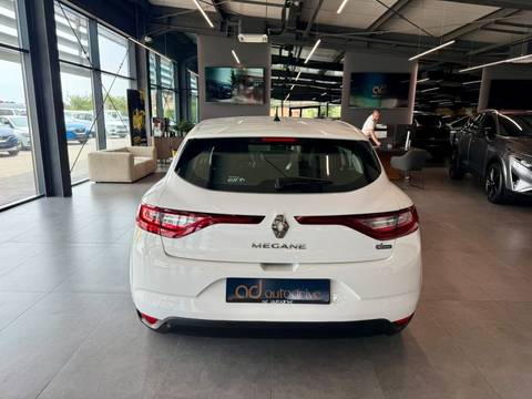 2017 Renault Megane — sličica 6