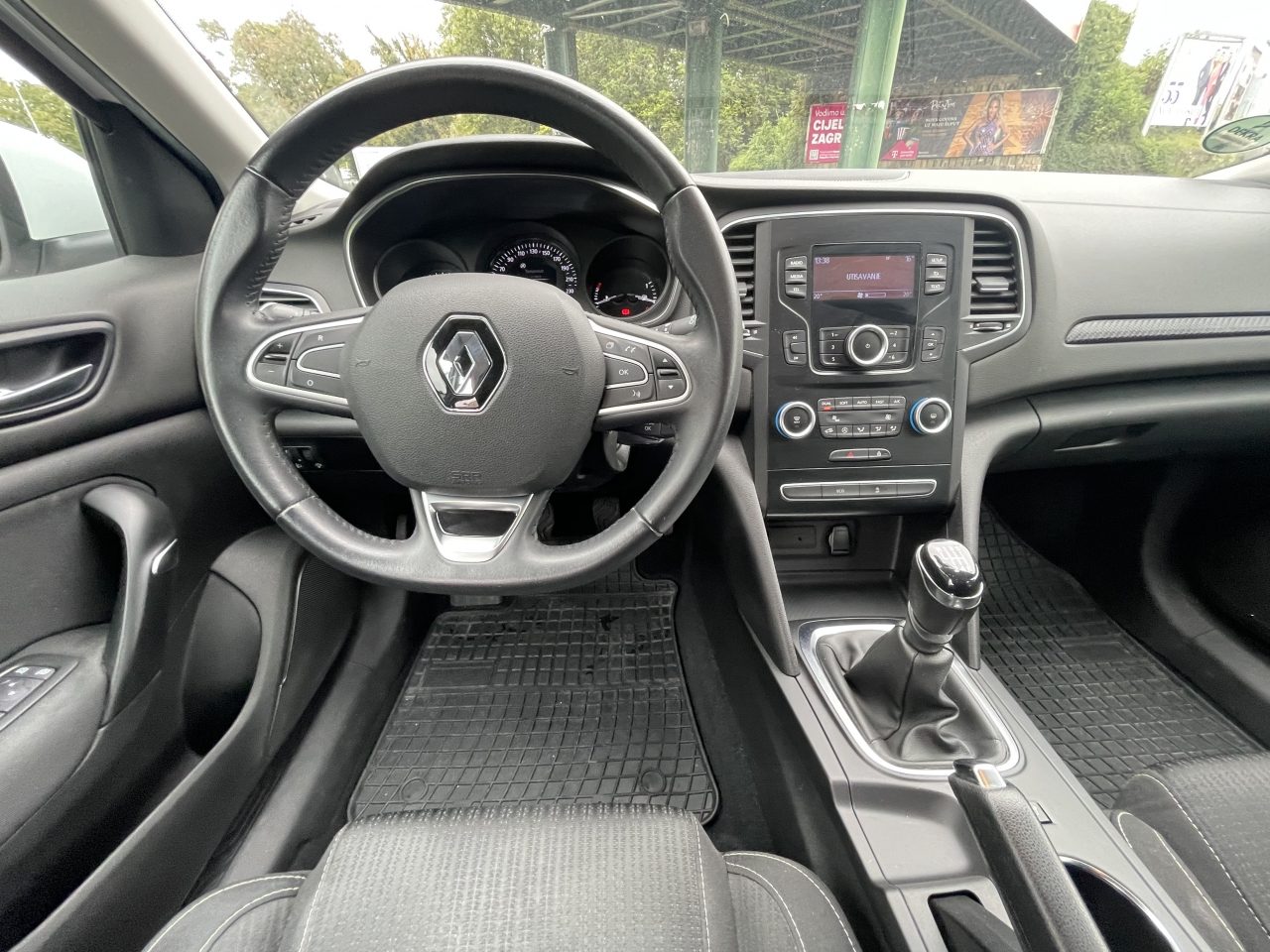 2019 Renault Megane Grandtour — fotografija 12