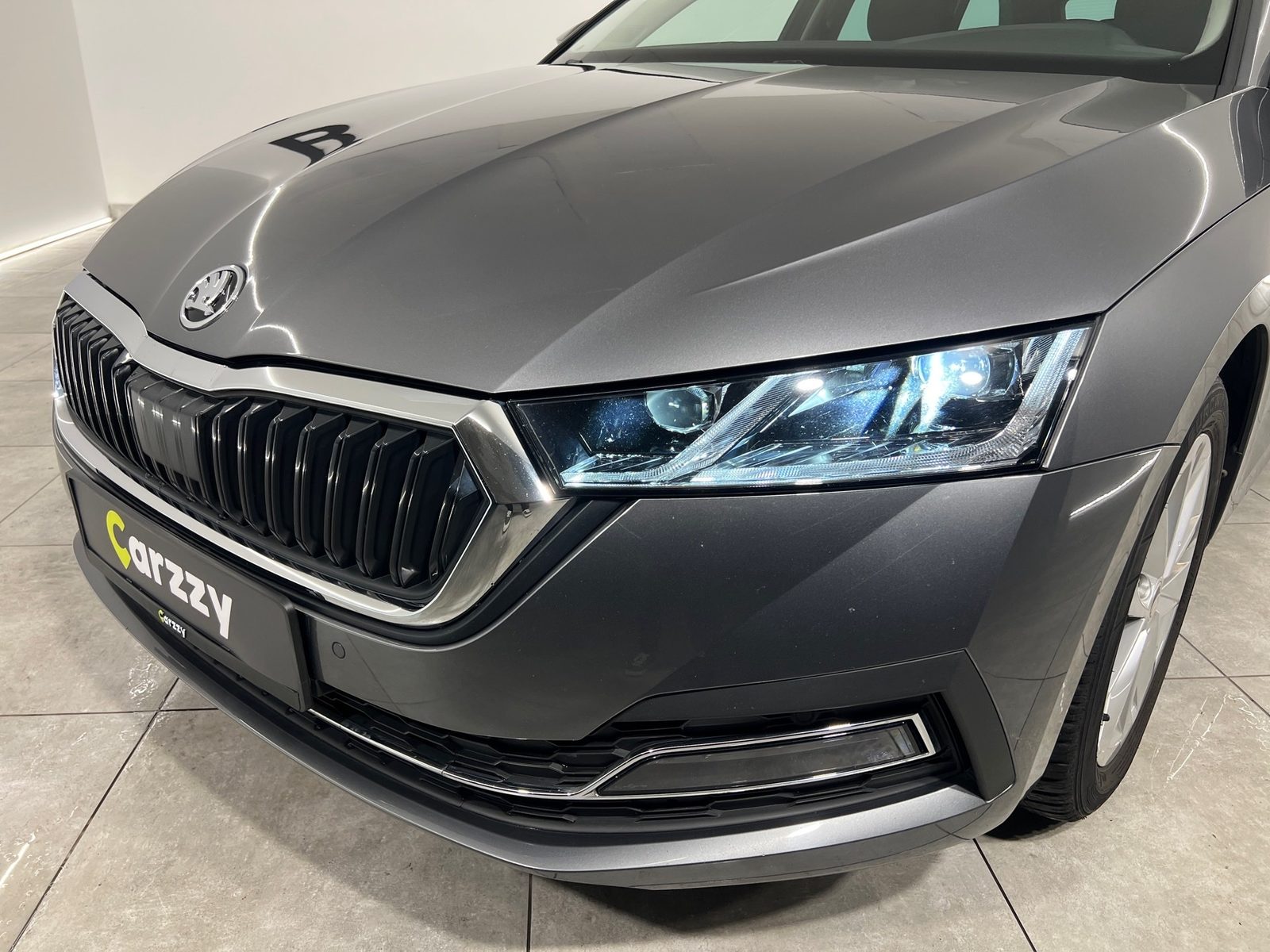 2022 Škoda Octavia Combi — fotografija 10