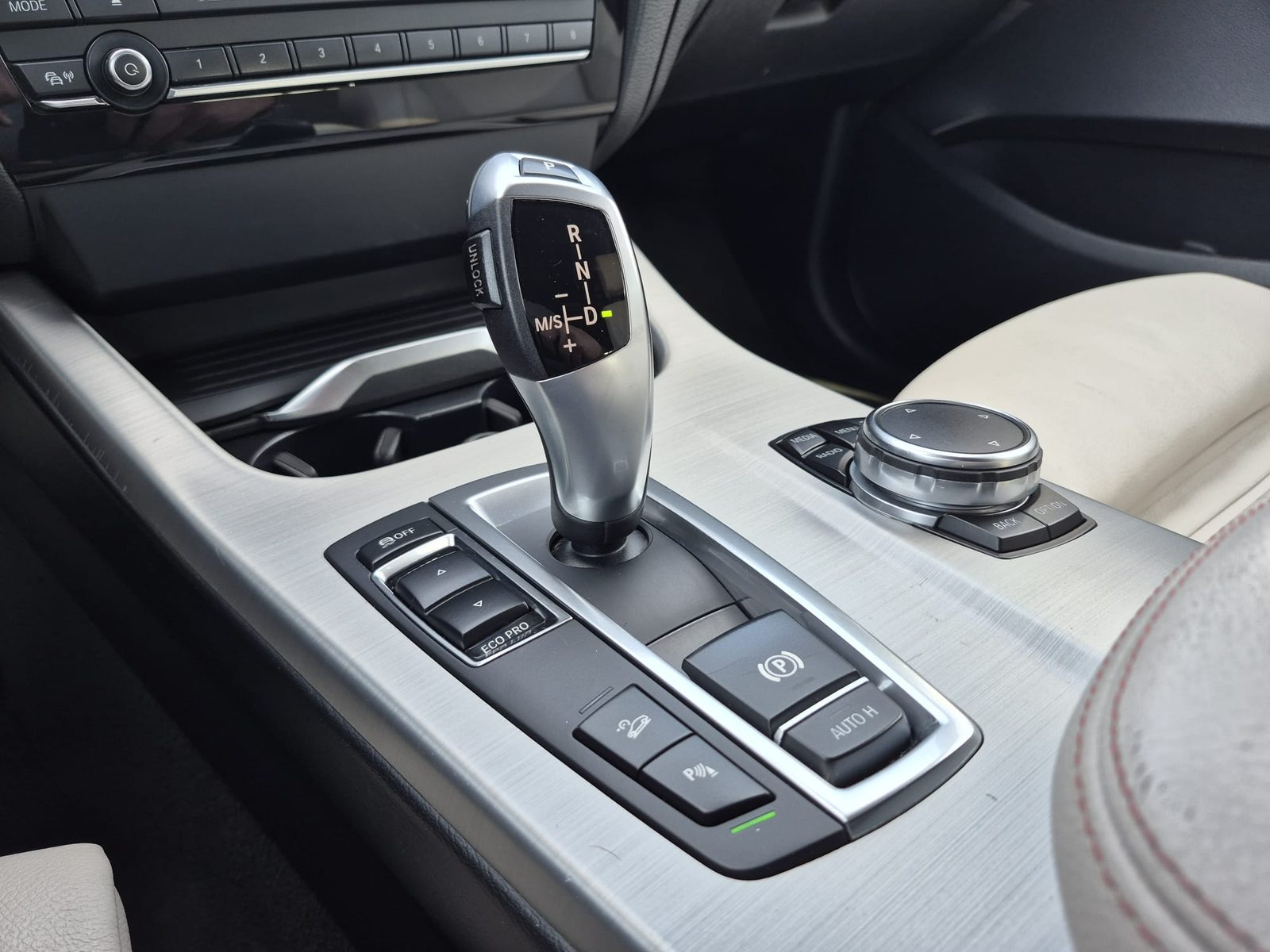 2015 BMW X4 — fotografija 22
