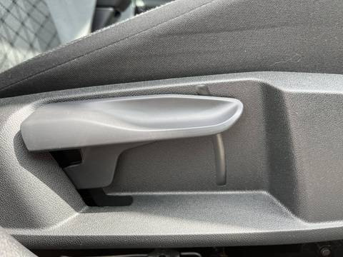 2023 Volkswagen Taigo — sličica 25