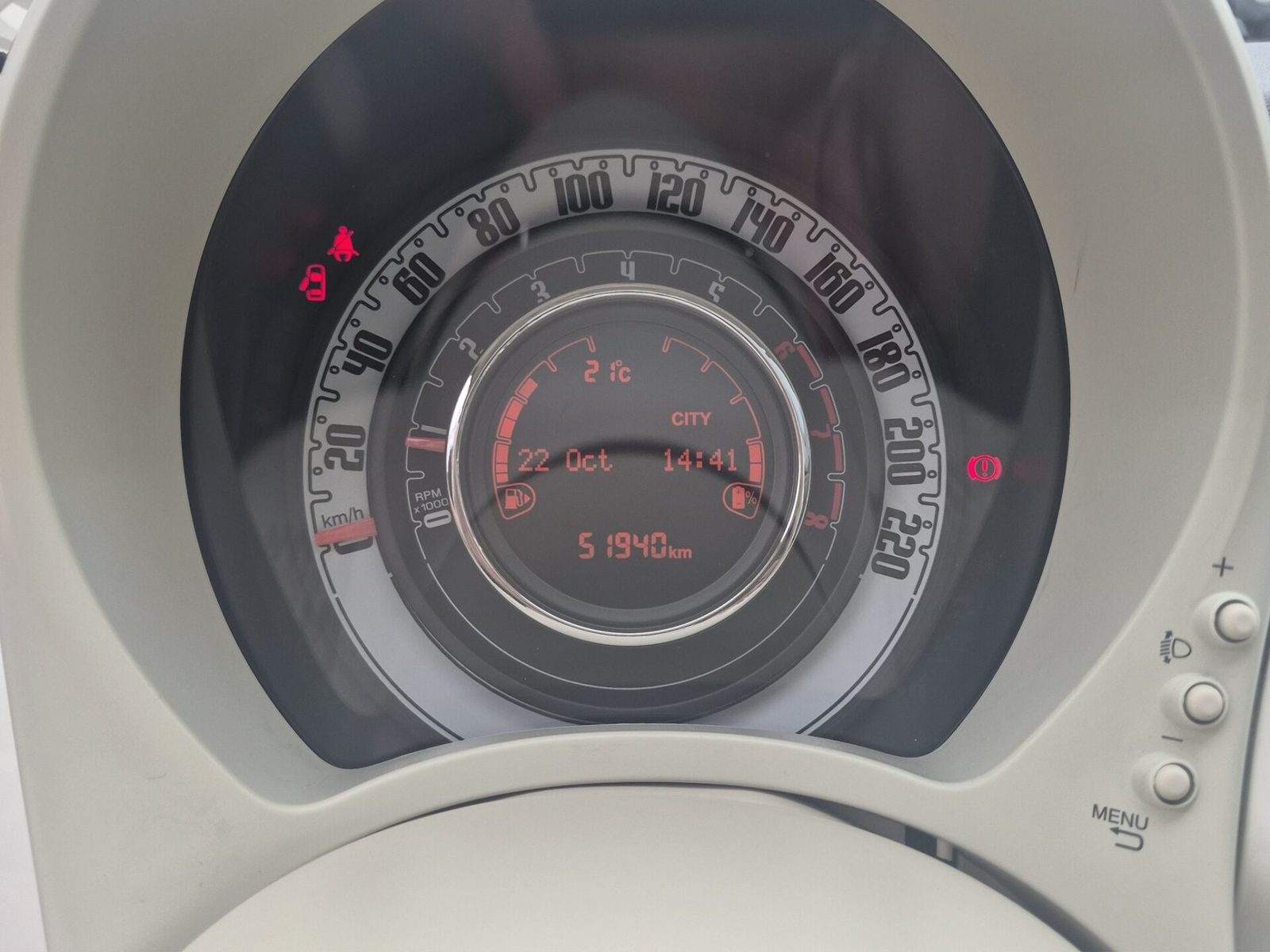 2022 Fiat 500 — fotografija 12