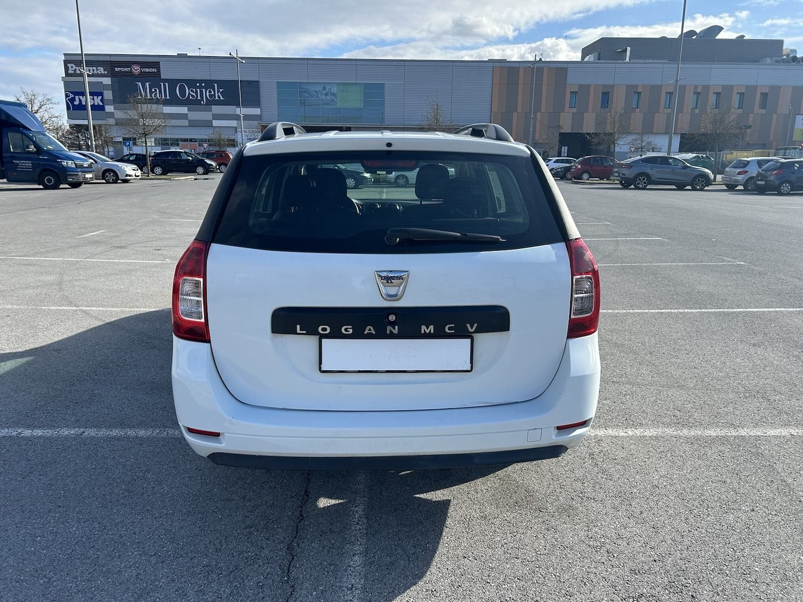 2020 Dacia Logan — fotografija 8