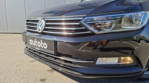 2019 Volkswagen Passat — sličica 25