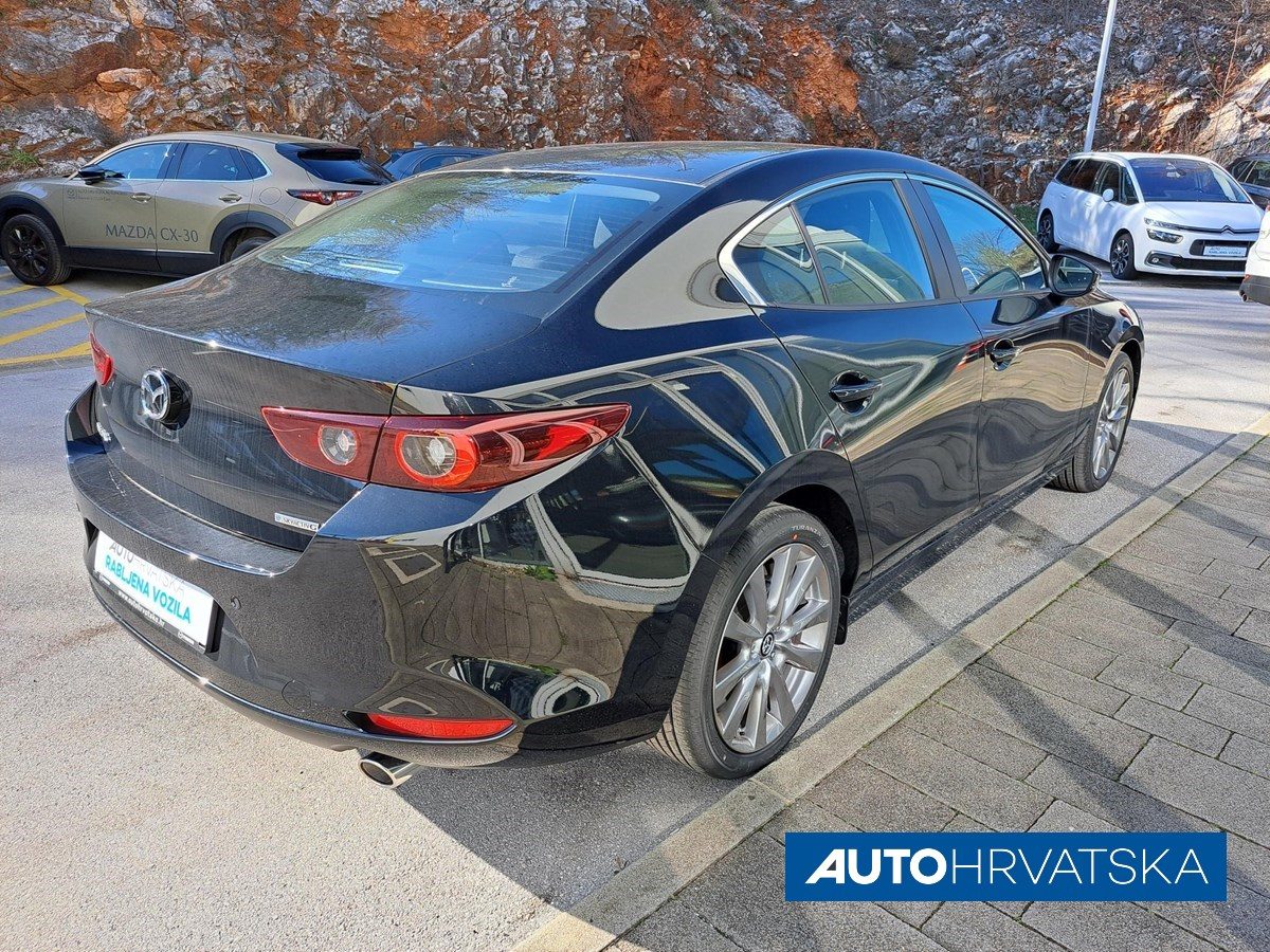 2024 Mazda Mazda3 — fotografija 8