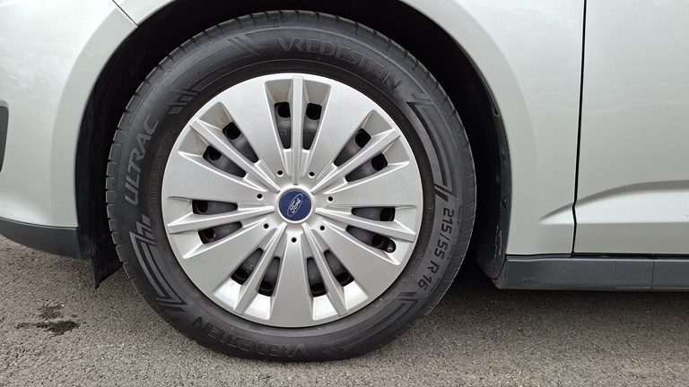 2017 Ford C-max — fotografija 23