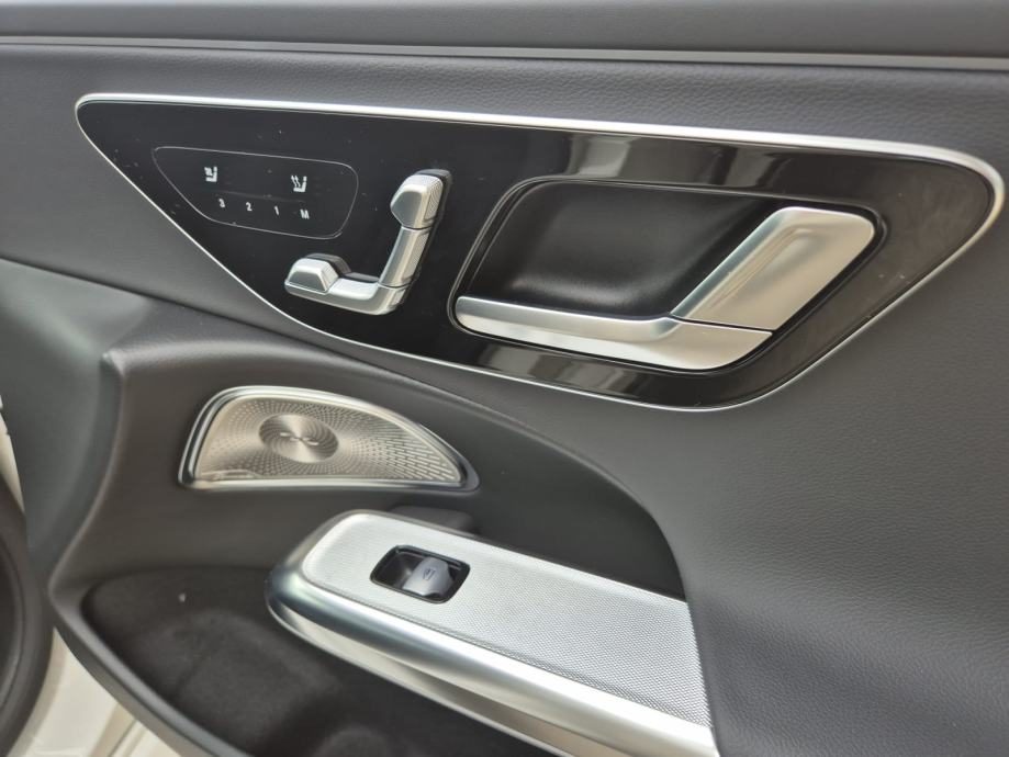 2024 Mercedes-Benz E-klasa — fotografija 16