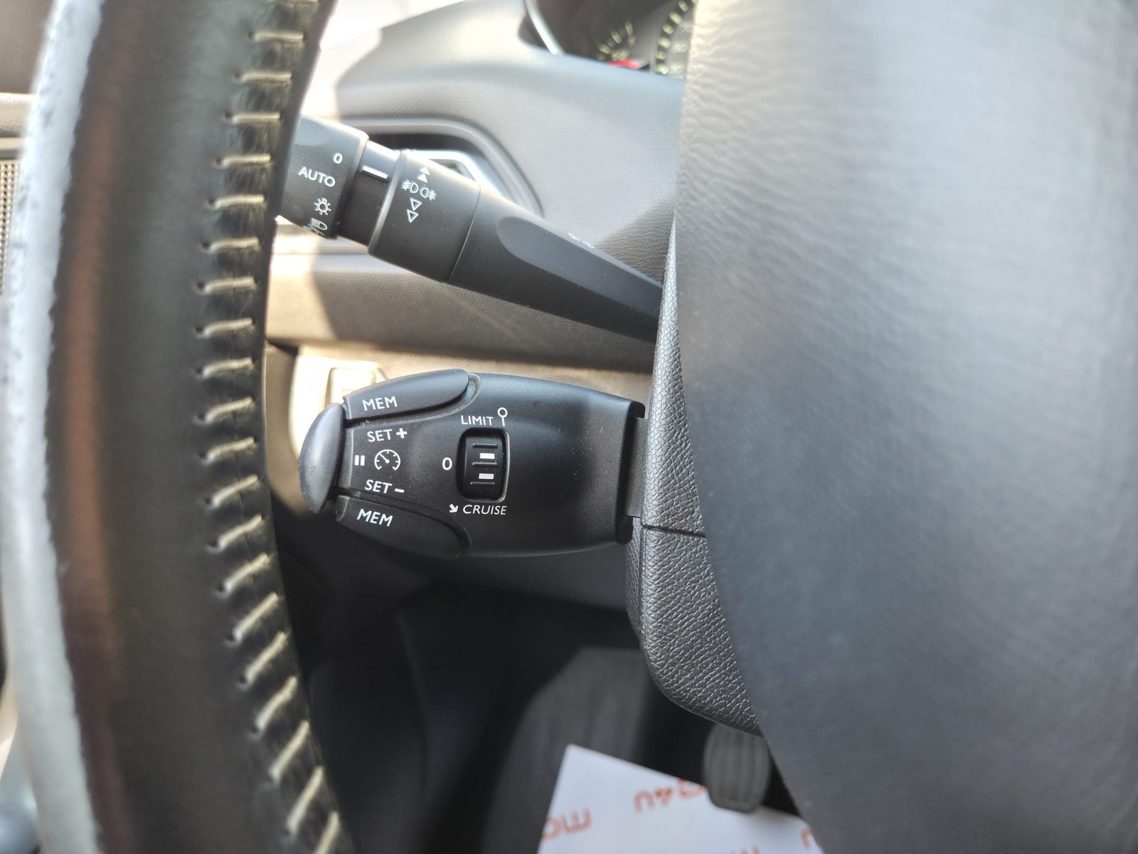 2019 Peugeot 308 — fotografija 15