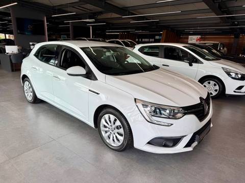 2017 Renault Megane — sličica 9