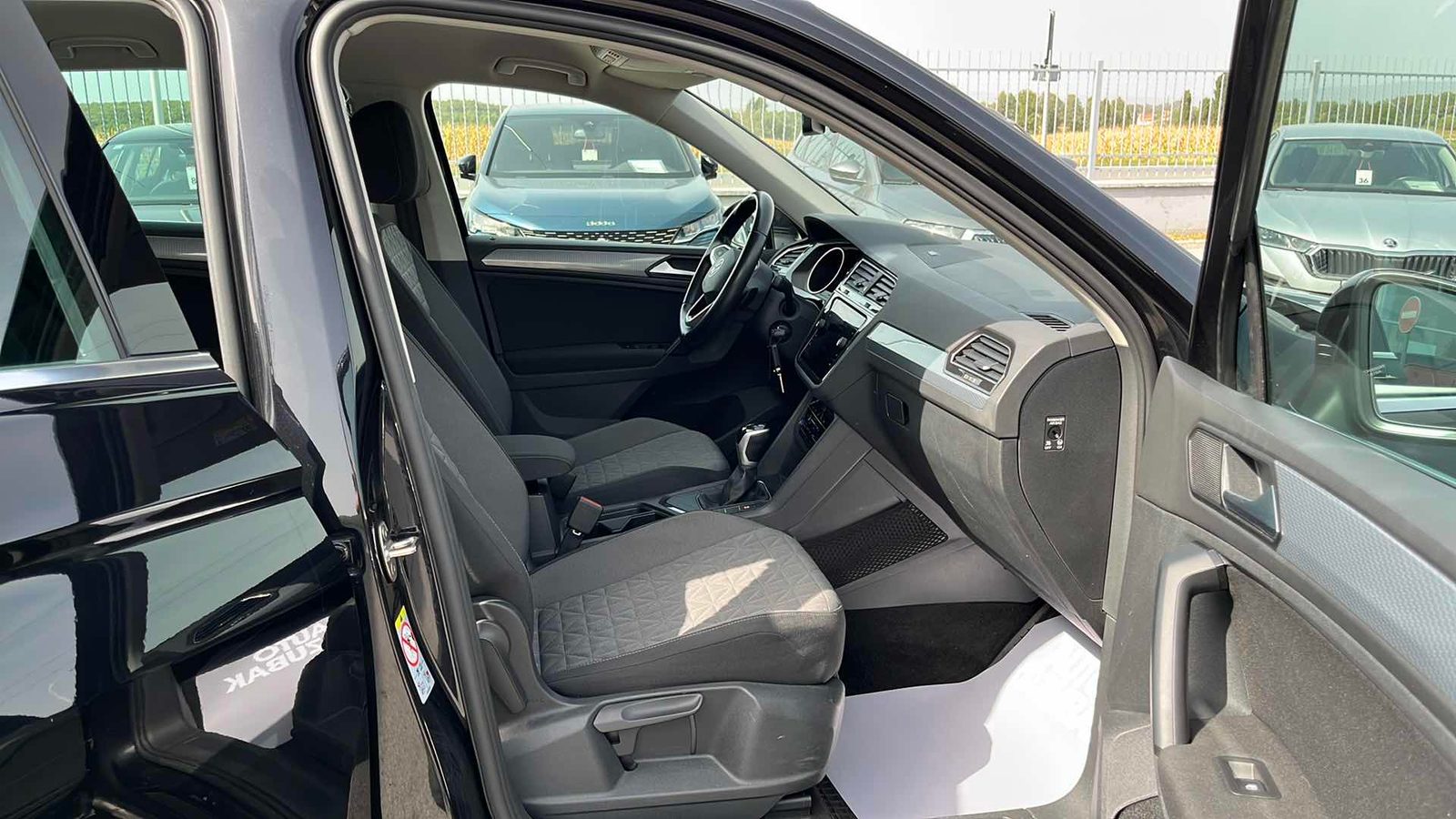2022 Volkswagen Tiguan — fotografija 10