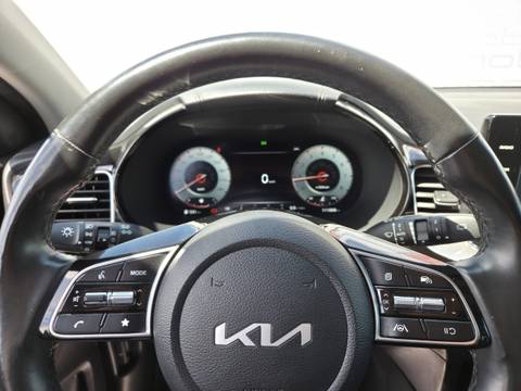 2023 Kia XCeed — sličica 12