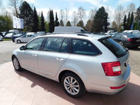 2016 Škoda Octavia Combi — sličica 7