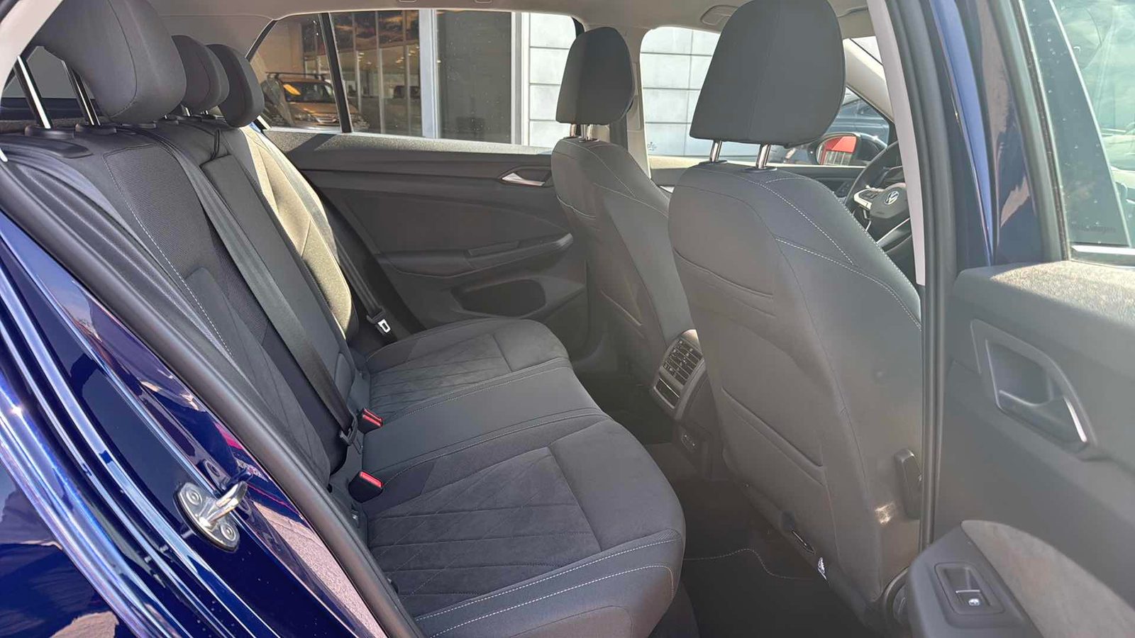2023 Volkswagen Golf — fotografija 10