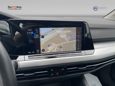 2022 Volkswagen Golf — sličica 16