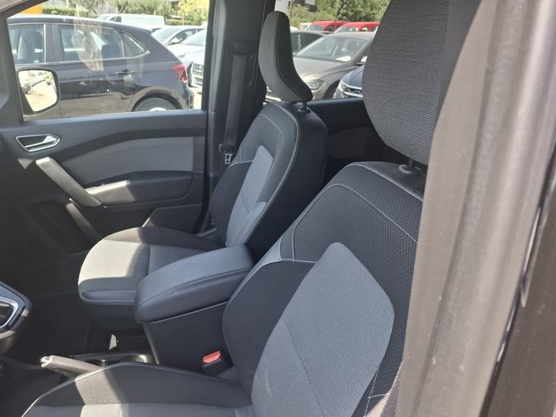 2022 Renault Kangoo — fotografija 11