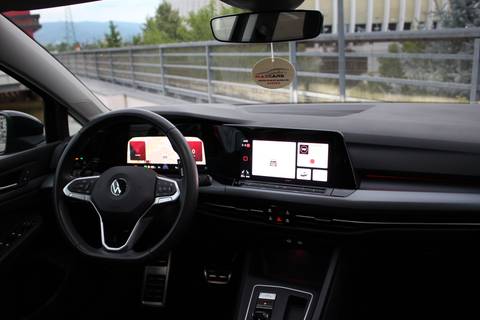 2022 Volkswagen Golf — sličica 30