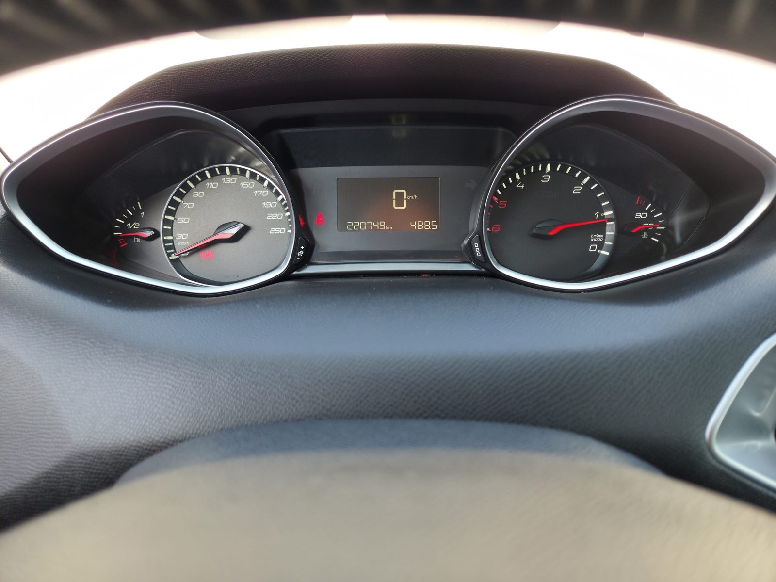 2019 Peugeot 308 — fotografija 12