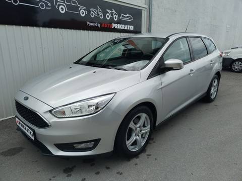 2015 Ford Focus karavan — sličica 2