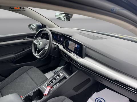 2022 Volkswagen Golf — sličica 13