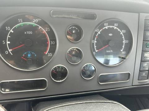 2008 Nissan ATLEON — sličica 11