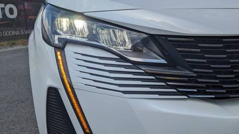 2022 Peugeot 3008 — sličica 2