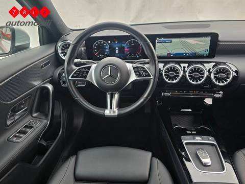 2023 Mercedes-Benz Klasa — sličica 9