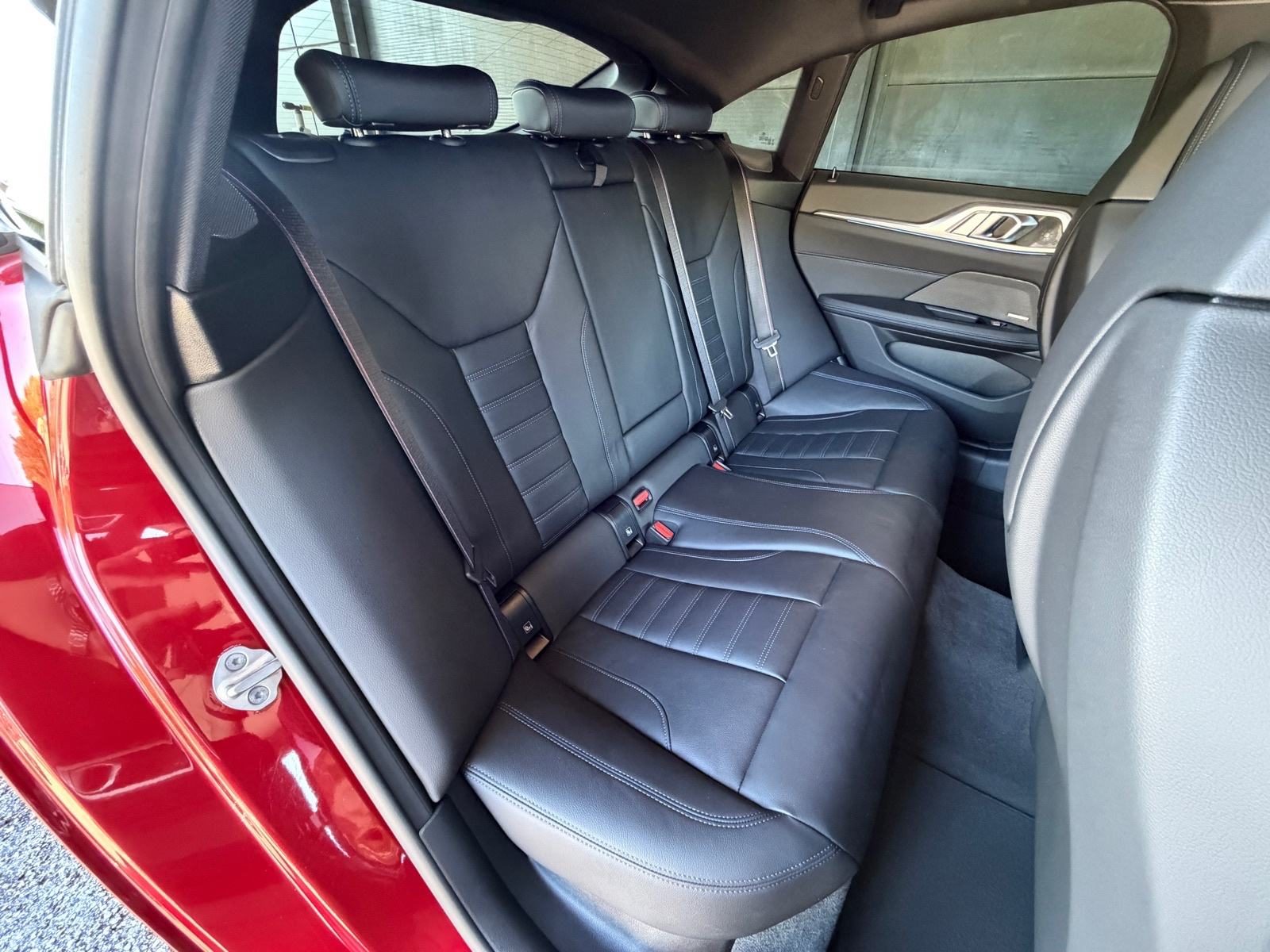 2025 BMW Serija 4 M Sport Pro — fotografija 7