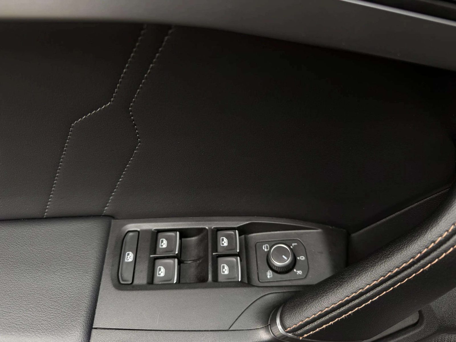 2022 Cupra Formentor — fotografija 24