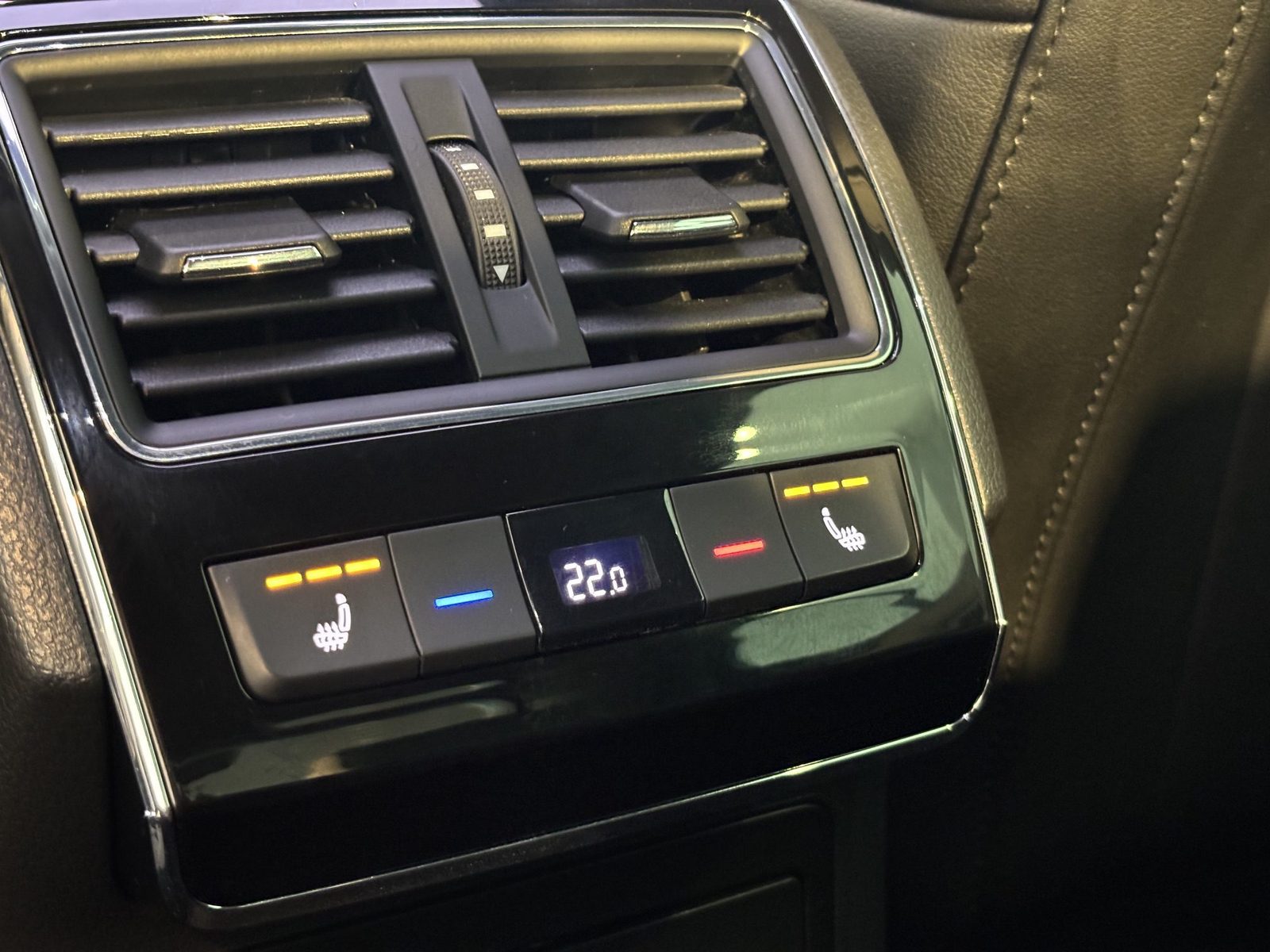 2022 Škoda Superb — fotografija 30