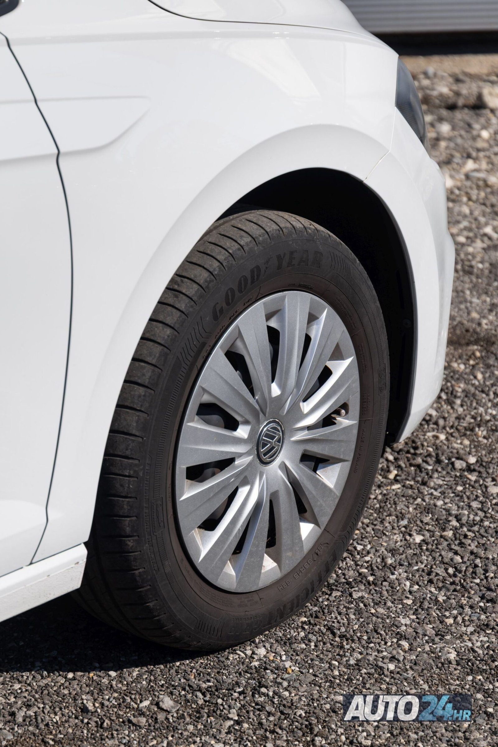 2019 Volkswagen Polo Trendline — fotografija 11