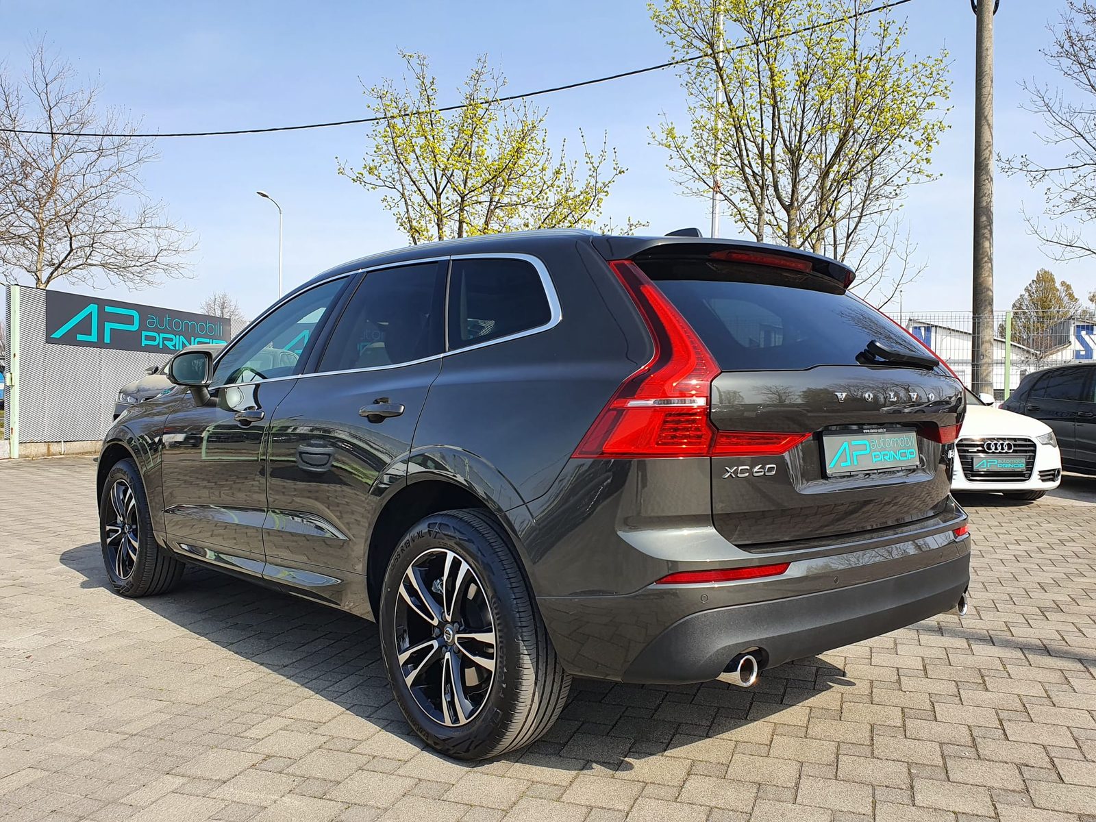 2021 Volvo XC60 — fotografija 4