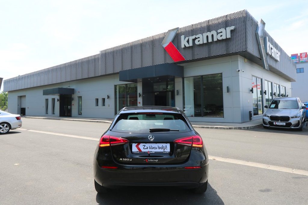 2022 Mercedes-Benz A-klasa — fotografija 20