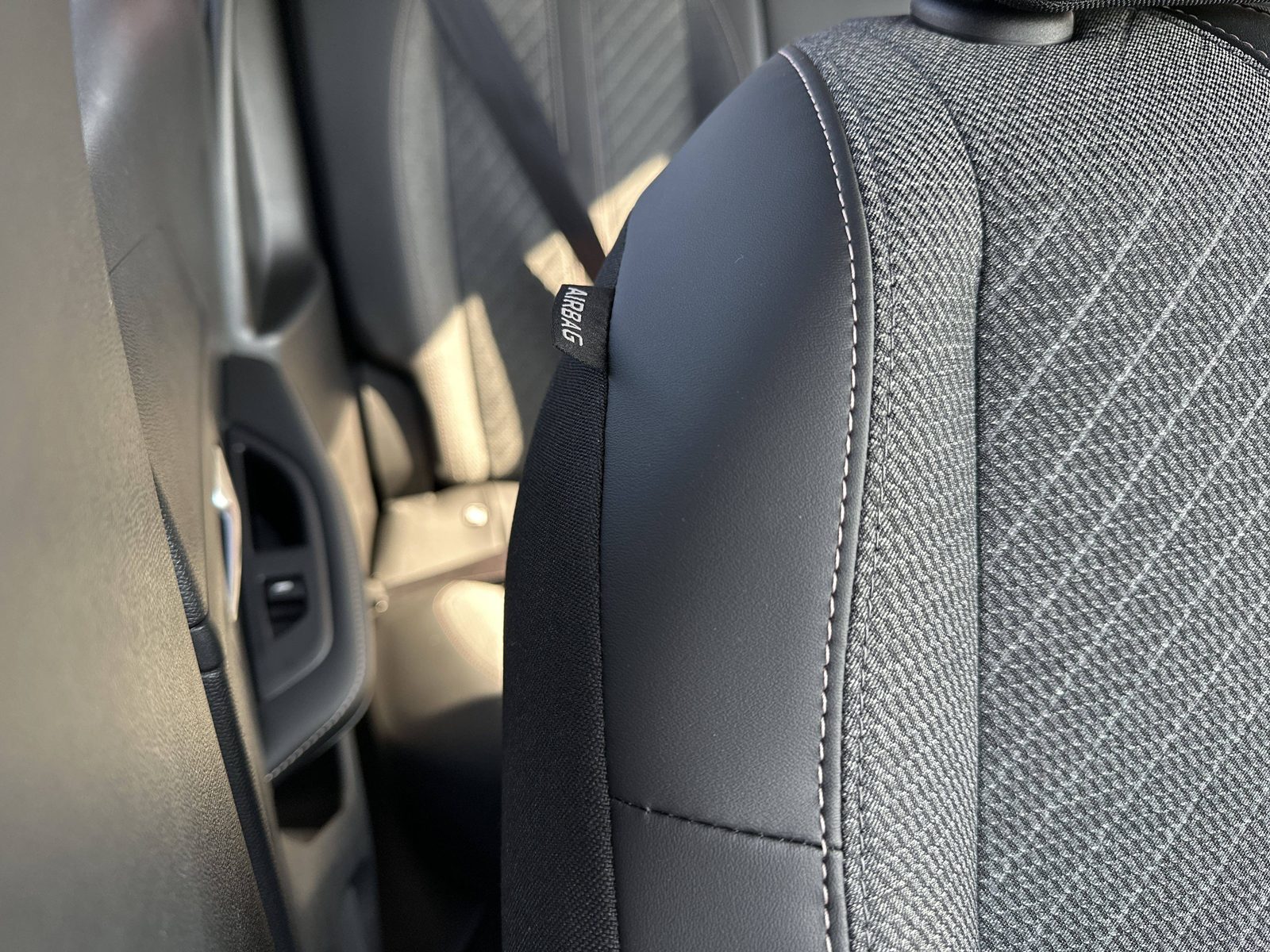 2025 Peugeot 208 — fotografija 22