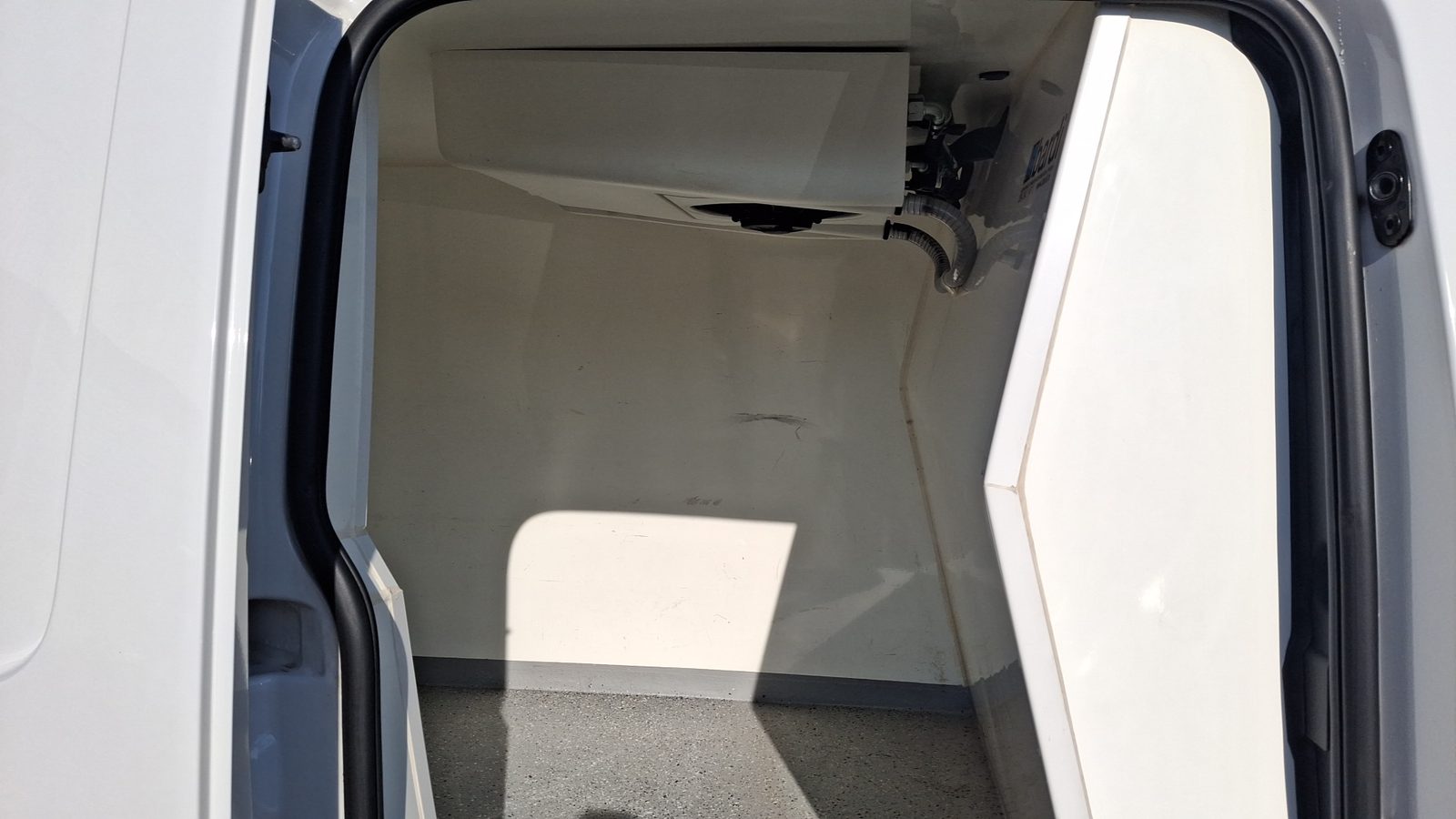 2021 Volkswagen Caddy — fotografija 10