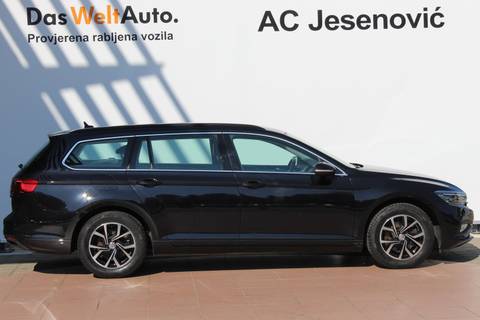 2021 Volkswagen Passat Variant — sličica 4