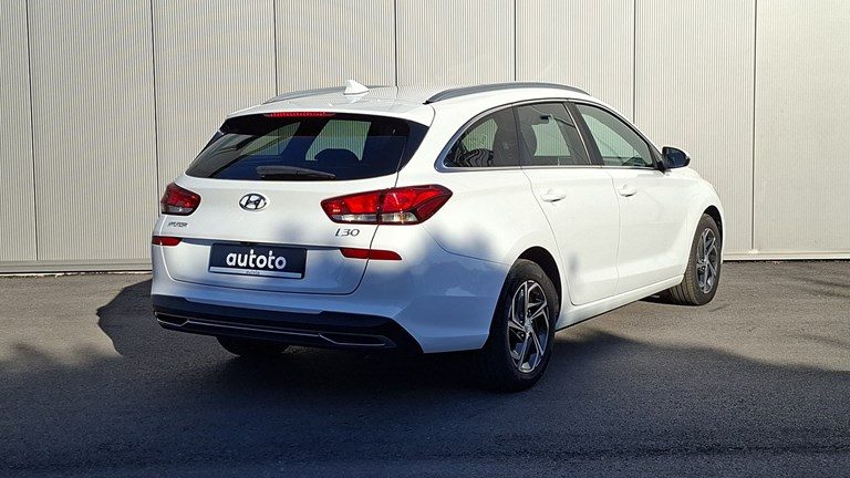 2023 Hyundai i30 — fotografija 3