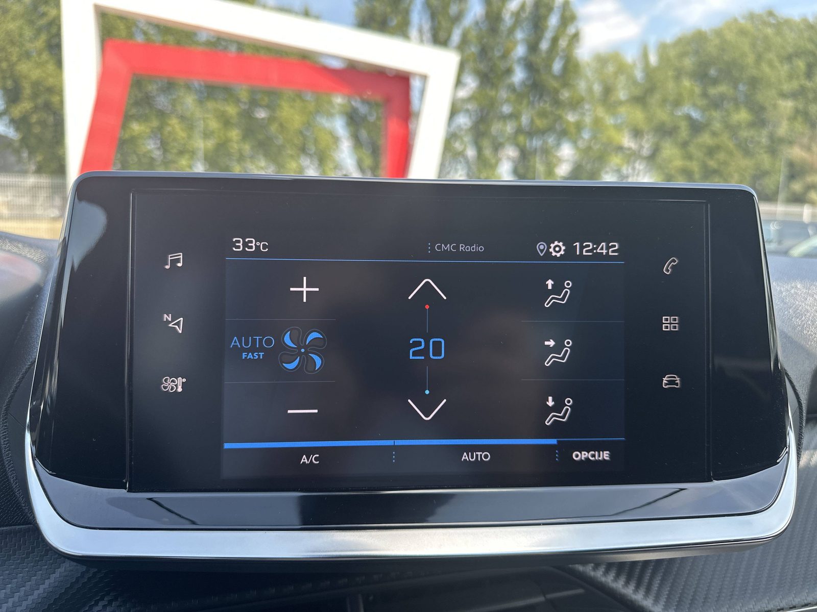 2023 Peugeot 2008 — fotografija 27