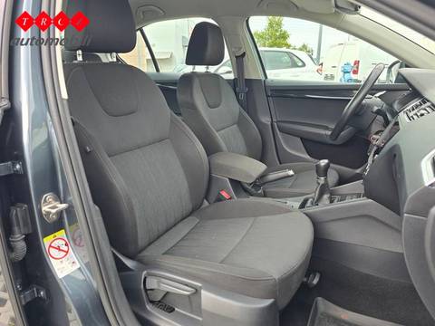 2020 Škoda Octavia — sličica 8