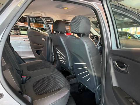 2019 Renault Captur — sličica 25