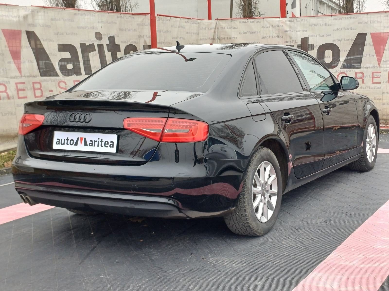 2014 Audi A4 — fotografija 16